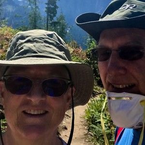 Meet your Posher, Leslie